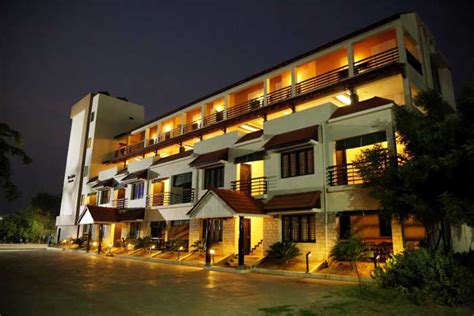 4 star hotels in velankanni|hotels close to velankanni church.